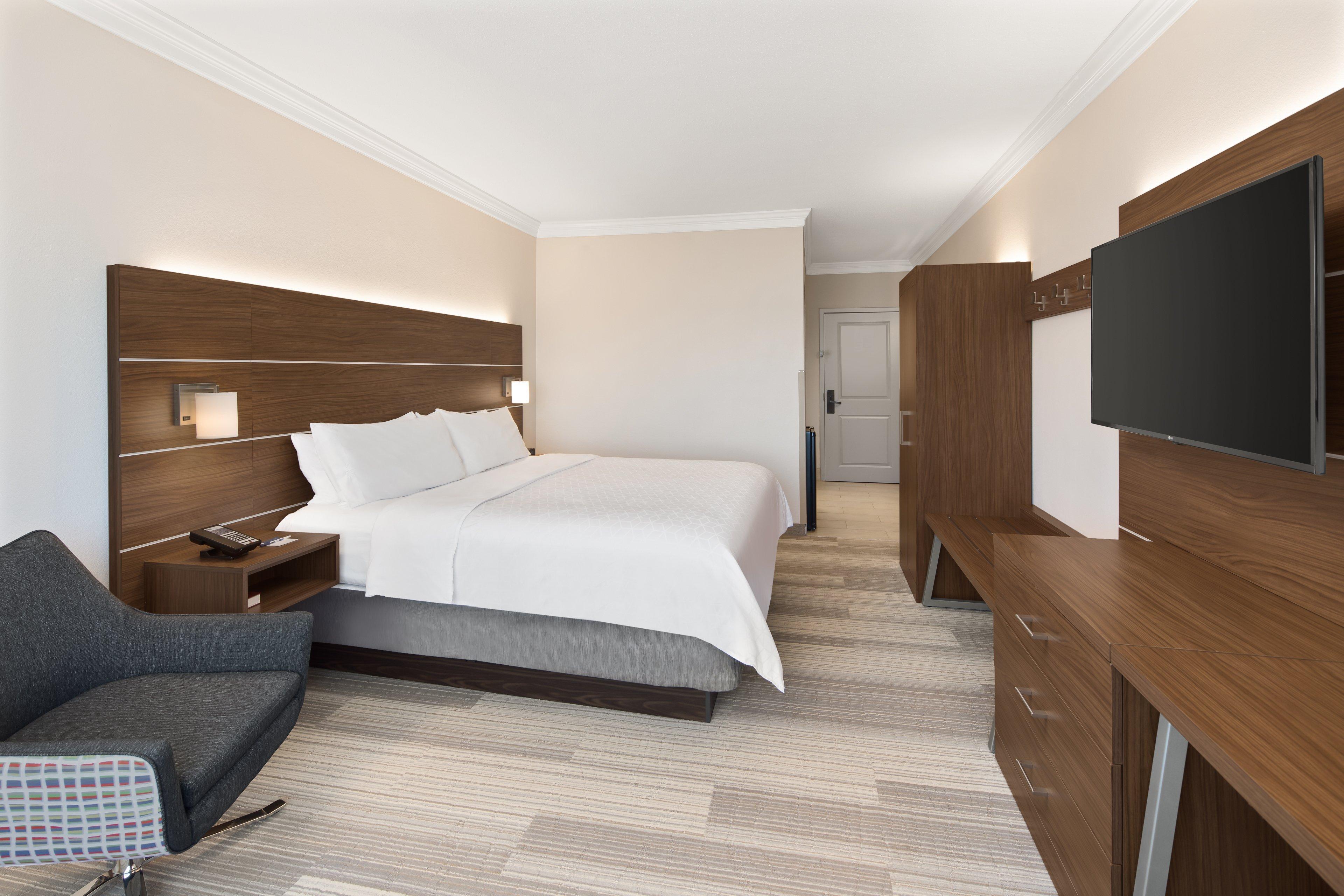 Holiday Inn Express Hotel y Suites Byron Exterior foto
